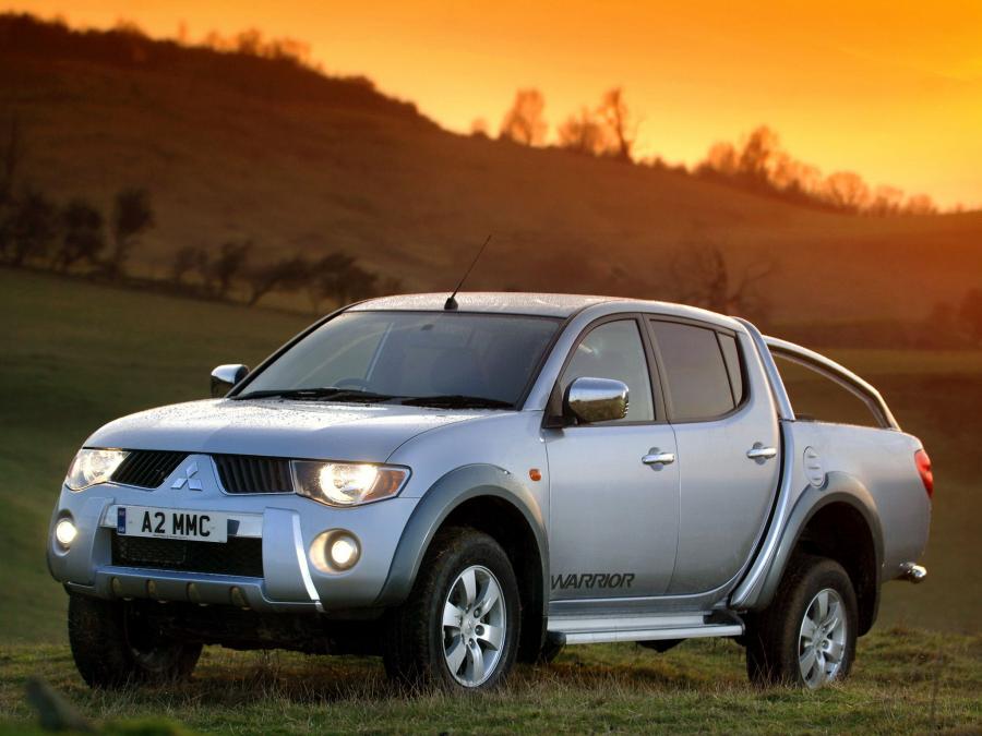  Mitsubishi L200 Double Cab Warrior 2006 года  (фото 3 из 10)